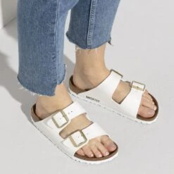 Birkenstock Arizona Birko-Flor Patent Patent White 12 Birkenstock Arizona Birko-Flor Patent Patent White -Birkenstock Shop 1005294 f closeup f