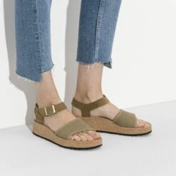 Glenda Suede Leather-Textile Faded Khaki 15 Glenda Suede Leather-Textile Faded Khaki -Birkenstock Shop 1018534 f closeup f