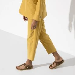 Birkenstock Gizeh Big Buckle Oiled Leather Cognac -Birkenstock Shop 1018785 f look f