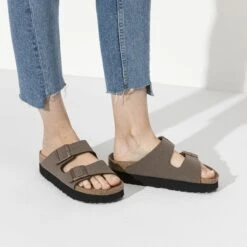 Arizona Flex Platform Vegan Birkibuc Mocha -Birkenstock Shop 1019528 f closeup f