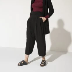 Birkenstock Arizona Big Buckle Shearling Oiled Leather Black -Birkenstock Shop 1020138 f look f