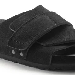 Birkenstock Kyoto Suede Leather Black -Birkenstock Shop 1022306 detail 1