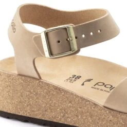 Glenda Nubuck Leather Sandcastle -Birkenstock Shop 1022966 detail 1
