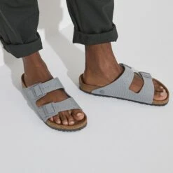 Birkenstock Arizona Vegan Men Textile Stone Coin -Birkenstock Shop 1023015 f closeup m