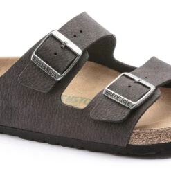 Birkenstock Arizona Vegan Synthetics Desert Dust Black 11 Birkenstock Arizona Vegan Synthetics Desert Dust Black -Birkenstock Shop 1023042 detail 1