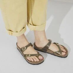 Birkenstock Mayari Oiled Leather Olive -Birkenstock Shop 1023209 f closeup f