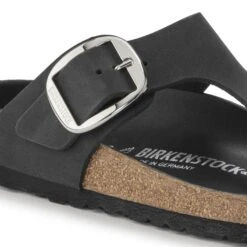 Birkenstock Gizeh Big Buckle Oiled Leather Black -Birkenstock Shop 1023334 detail 1