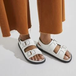 Birkenstock Cannes Leather White -Birkenstock Shop 1023951 f closeup f