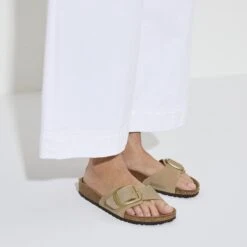 Birkenstock Madrid Big Buckle Nubuck Leather Sandcastle -Birkenstock Shop 1024009 f closeup f