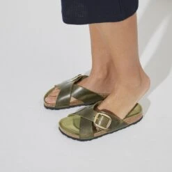 Birkenstock Siena Big Buckle Oiled Leather Olive Green 13 Birkenstock Siena Big Buckle Oiled Leather Olive Green -Birkenstock Shop 1024053 detail 8