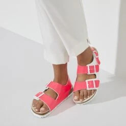 Birkenstock Milano Birko-Flor Patent Neon Pink/White Patent -Birkenstock Shop 1024187 f closeup f