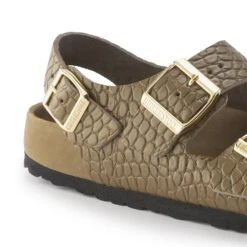 Birkenstock Milano Embossed Leather Emboss Mud Green -Birkenstock Shop 1024258 detail 1