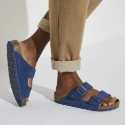 Birkenstock Arizona Nubuck Leather Desert Buck Indigo Blue -Birkenstock Shop 1024574 f closeup m