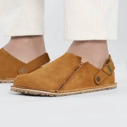 Birkenstock Lutry Premium Suede Suede Leather Mink -Birkenstock Shop 1025335 f closeup m