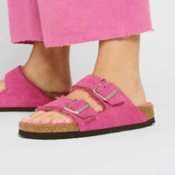 Birkenstock Arizona Shearling Suede Leather Fuchsia Tulip -Birkenstock Shop 1025444 f closeup f