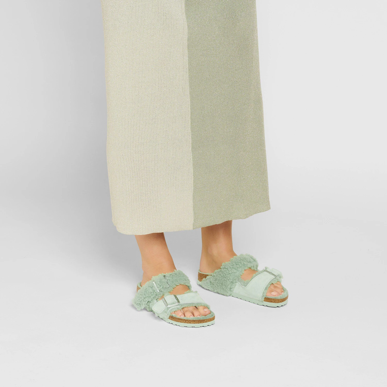 Birkenstock Arizona Teddy Split Suede Leather-Shearling Matcha 4 Birkenstock Arizona Teddy Split Suede Leather-Shearling Matcha - Image 4