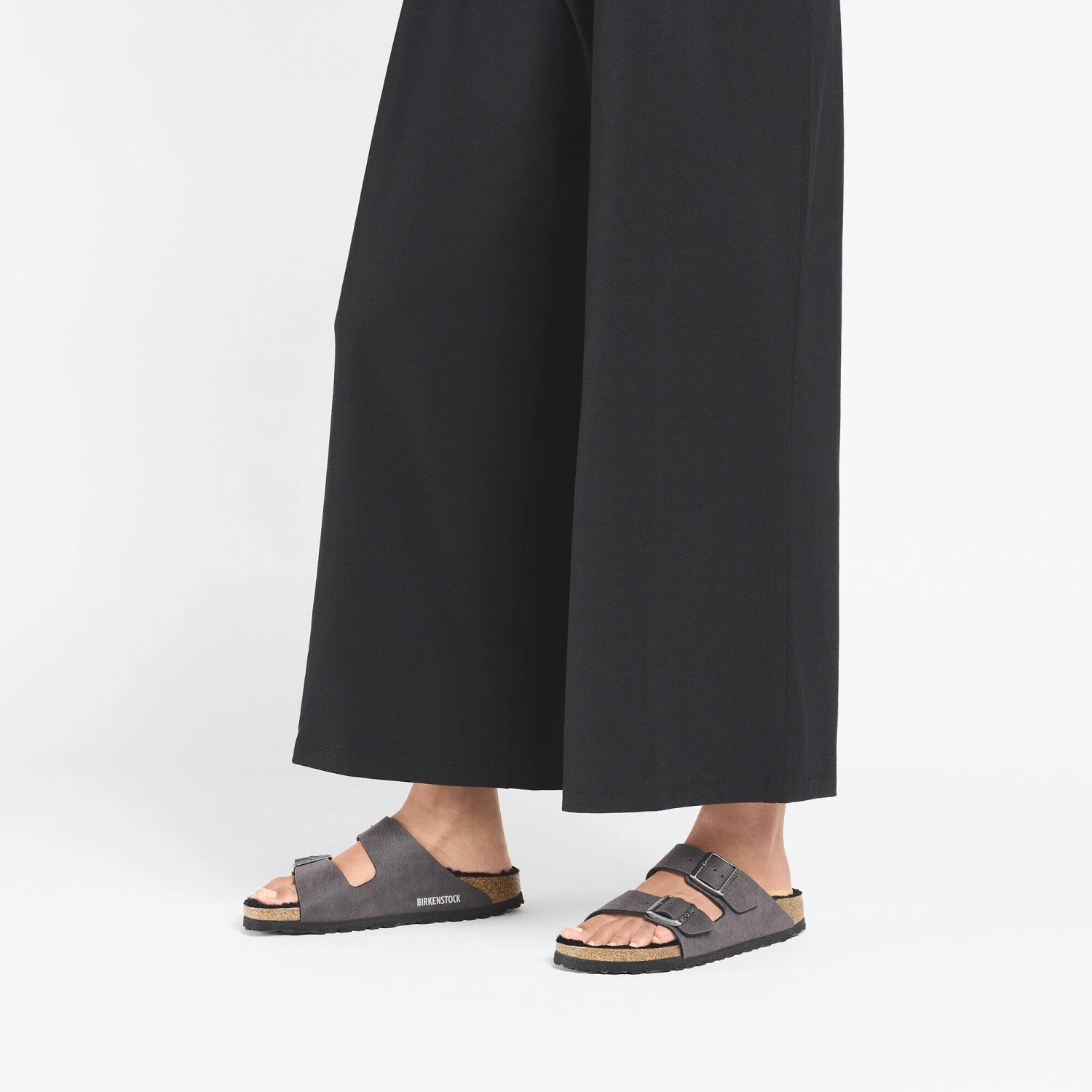 Birkenstock Arizona Shearling Synthetics Desert Dust Black 12 Birkenstock Arizona Shearling Synthetics Desert Dust Black - Image 12