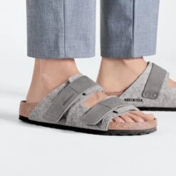 Birkenstock Uji Natural Leather-Felt Light Gray -Birkenstock Shop 1025736 f closeup m