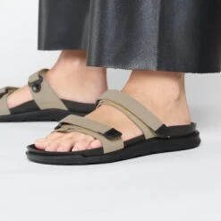 Birkenstock Sahara Women Birko-Flor Futura Sandcastle 11 Birkenstock Sahara Women Birko-Flor Futura Sandcastle -Birkenstock Shop 1026098 f closeup f