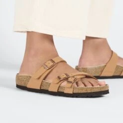Birkenstock Franca Vegan Birkibuc Pecan -Birkenstock Shop 1026213 f closeup f