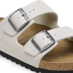 Birkenstock Arizona Grip Leather Vintage Wood Mineral Grey 11 Birkenstock Arizona Grip Leather Vintage Wood Mineral Grey -Birkenstock Shop 1026442 detail 1