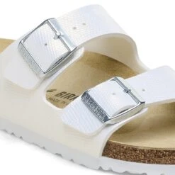 Birkenstock Arizona Birko-Flor Embossed Shiny White -Birkenstock Shop 1026463 detail 1