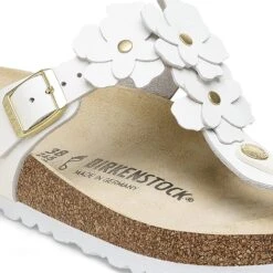 Birkenstock Gizeh Flower Leather White -Birkenstock Shop 1026686 detail 1