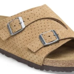Birkenstock Zürich Suede Embossed Dotted New Beige -Birkenstock Shop 1027036 detail 1