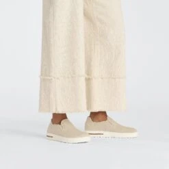 Birkenstock Bend Decon Slip On Textile Sandcastle 11 Birkenstock Bend Decon Slip On Textile Sandcastle -Birkenstock Shop 1027271 f look f