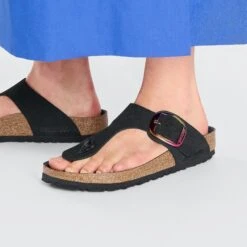 Birkenstock Gizeh Big Buckle Nubuck Leather Black -Birkenstock Shop 1027422 f closeup f