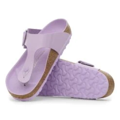 Birkenstock Gizeh Big Buckle Natural Leather Patent High-Shine Crocus -Birkenstock Shop 1027772 sole