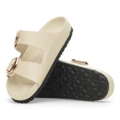 Birkenstock Arizona Big Buckle Natural Leather Patent High Shine Ecru 11 Birkenstock Arizona Big Buckle Natural Leather Patent High Shine Ecru -Birkenstock Shop 1027779 sole