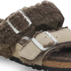 Birkenstock Arizona Teddy Split Suede Leather-Shearling Concrete Gray/ Stone Coin -Birkenstock Shop 1027882 detail 1