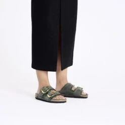 Birkenstock Arizona Big Buckle Shearling Oiled Leather Thyme -Birkenstock Shop 1028007 f look f