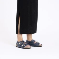 Birkenstock Milano Big Buckle Shearling Oiled Leather Midnight Blue 13 Birkenstock Milano Big Buckle Shearling Oiled Leather Midnight Blue -Birkenstock Shop 1028064 f look f