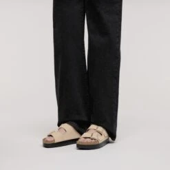 Arizona Flex Platform Nubuck Leather Sandcastle -Birkenstock Shop 1028379 f look f