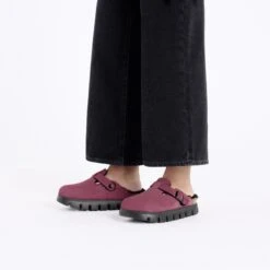 Boston Chunky Shearling Suede Leather Berry Crush 12 Boston Chunky Shearling Suede Leather Berry Crush -Birkenstock Shop 1028451 f look f