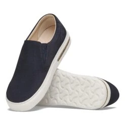 Birkenstock Oswego Suede Leather Midnight Blue -Birkenstock Shop 1028569 sole