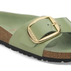 Birkenstock Madrid Big Buckle Natural Leather Patent High-Shine Green Tea 15 Birkenstock Madrid Big Buckle Natural Leather Patent High-Shine Green Tea -Birkenstock Shop 1028609 detail 1