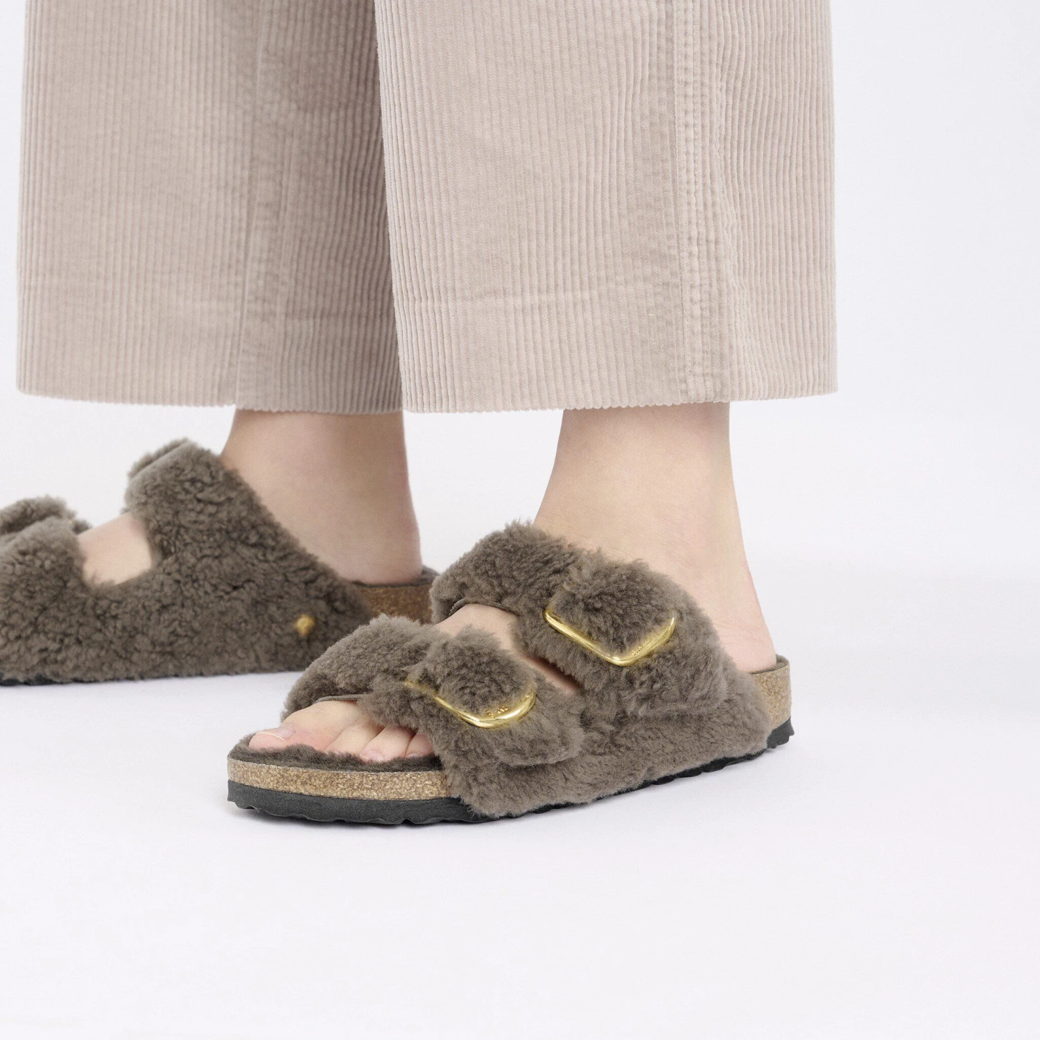 Birkenstock Arizona Big Buckle Shearling Concrete Gray 7 Birkenstock Arizona Big Buckle Shearling Concrete Gray - Image 7