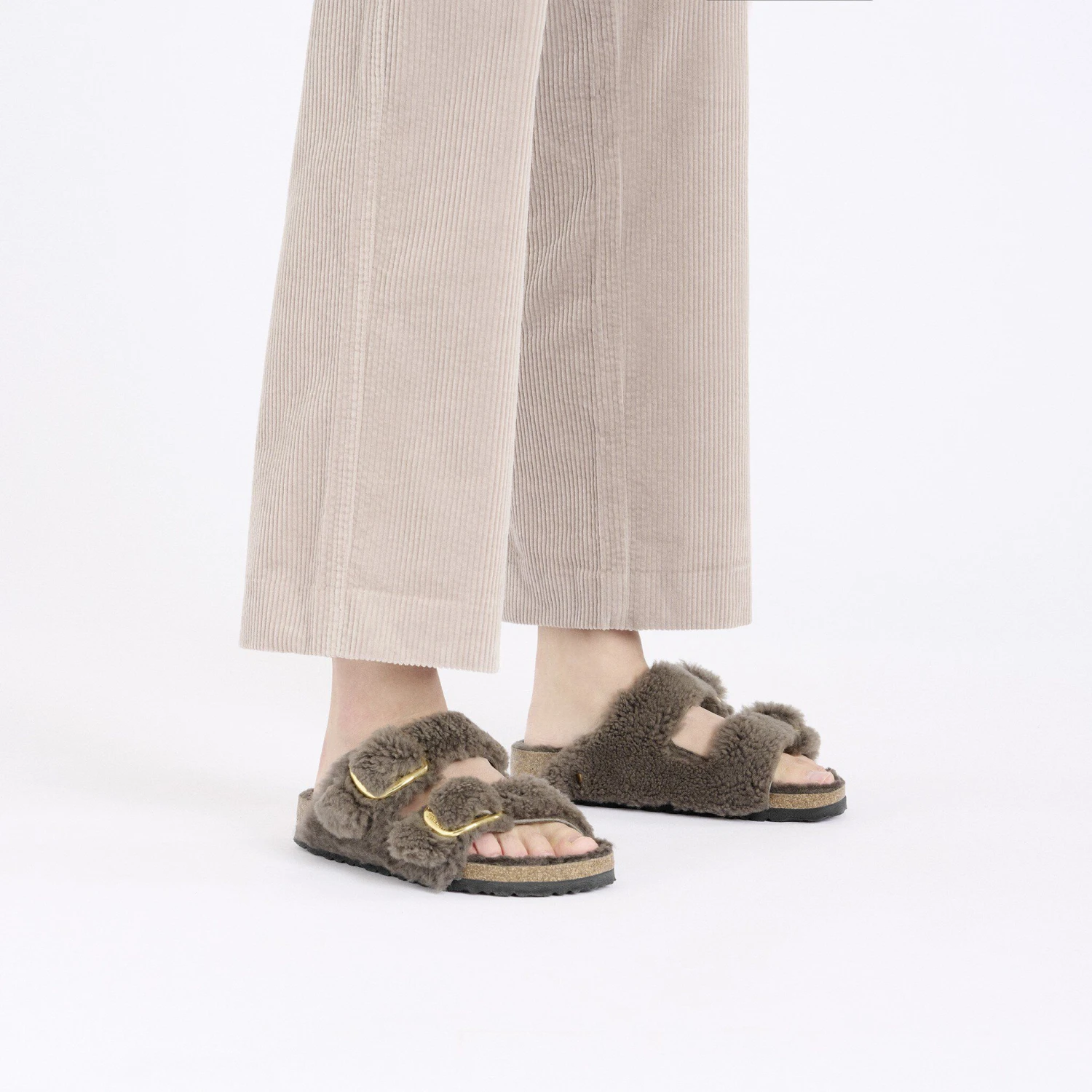 Birkenstock Arizona Big Buckle Shearling Concrete Gray 8 Birkenstock Arizona Big Buckle Shearling Concrete Gray - Image 8