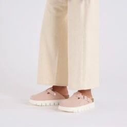 Boston Chunky Suede Leather Light Rose 14 Boston Chunky Suede Leather Light Rose -Birkenstock Shop 1029125 f look f