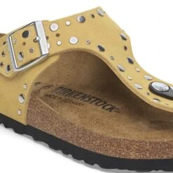 Birkenstock Gizeh Rivets Suede Leather Ochre -Birkenstock Shop 1029350 detail 1