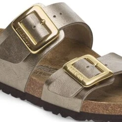 Birkenstock Sydney Luxe Buckle Birko-Flor Graceful Taupe -Birkenstock Shop 1029356 detail 1