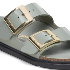 Birkenstock Arizona Droplet Buckle Natural Leather Patent High Shine Pure Sage -Birkenstock Shop 1029384 detail 1