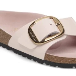 Birkenstock Madrid Big Buckle Natural Leather Patent High-Shine Light Rose -Birkenstock Shop 1029421 detail 1