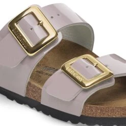 Birkenstock Sydney Luxe Buckle Birko-Flor Patent Patent Faded Purple -Birkenstock Shop 1029431 detail 1