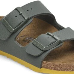 Birkenstock Arizona Kids Birko-Flor Desert Soil Thyme/Ochre 11 Birkenstock Arizona Kids Birko-Flor Desert Soil Thyme/Ochre -Birkenstock Shop 1029449 detail 1
