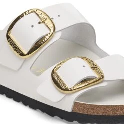 Birkenstock Arizona Hammered Big Buckle Natural Leather Patent High-Shine Antique White -Birkenstock Shop 1029502 detail 1