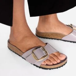 Birkenstock Madrid Hammered Big Buckle Natural Leather Patent High-Shine Faded Purple 15 Birkenstock Madrid Hammered Big Buckle Natural Leather Patent High-Shine Faded Purple -Birkenstock Shop 1029746 f closeup f